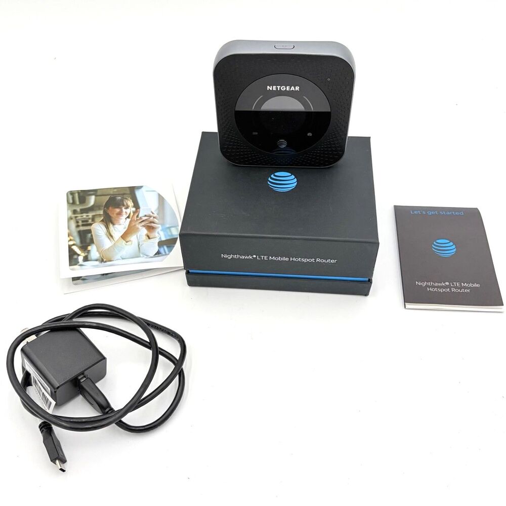 Netgear Nighthawk MR1100 LTE Mobile Hotspot Router AT&T w/ Box Charger